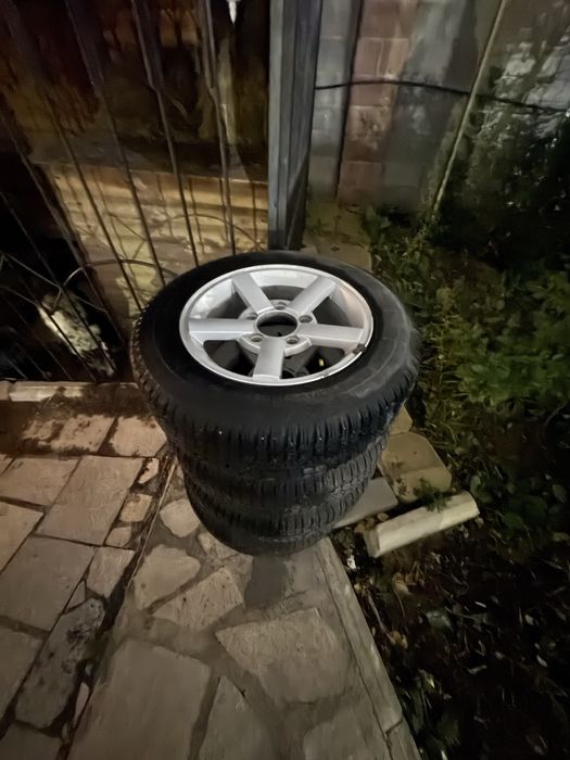 Диски с шинами комплект нива