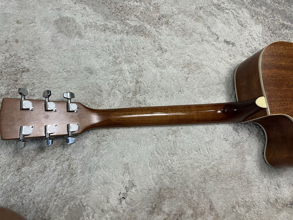 Акустическая гитара Cort