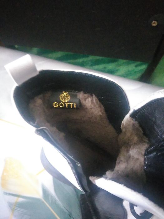 Ботинки женские кожаные