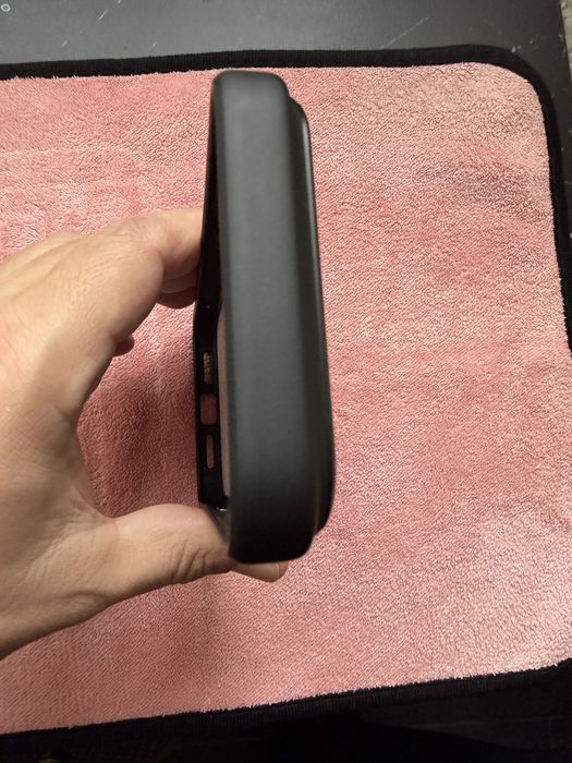 Carcasa Spigen Enzo Aramid T compatibila iPhone 17 Pro Max