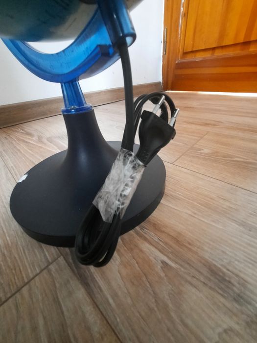 Глобус           .