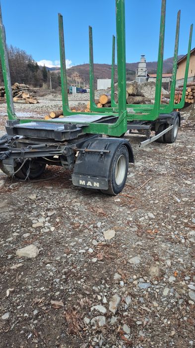 Remorca schwarzmuller  transport lemn bustean forestier