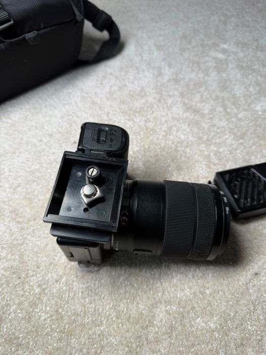 Sony ZV-E10 + объектив