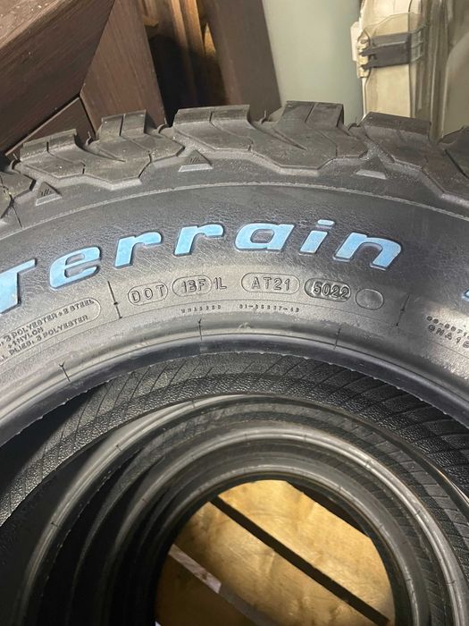 Гуми BFGoodrich All-Terrain T/A KO2 225/75/16