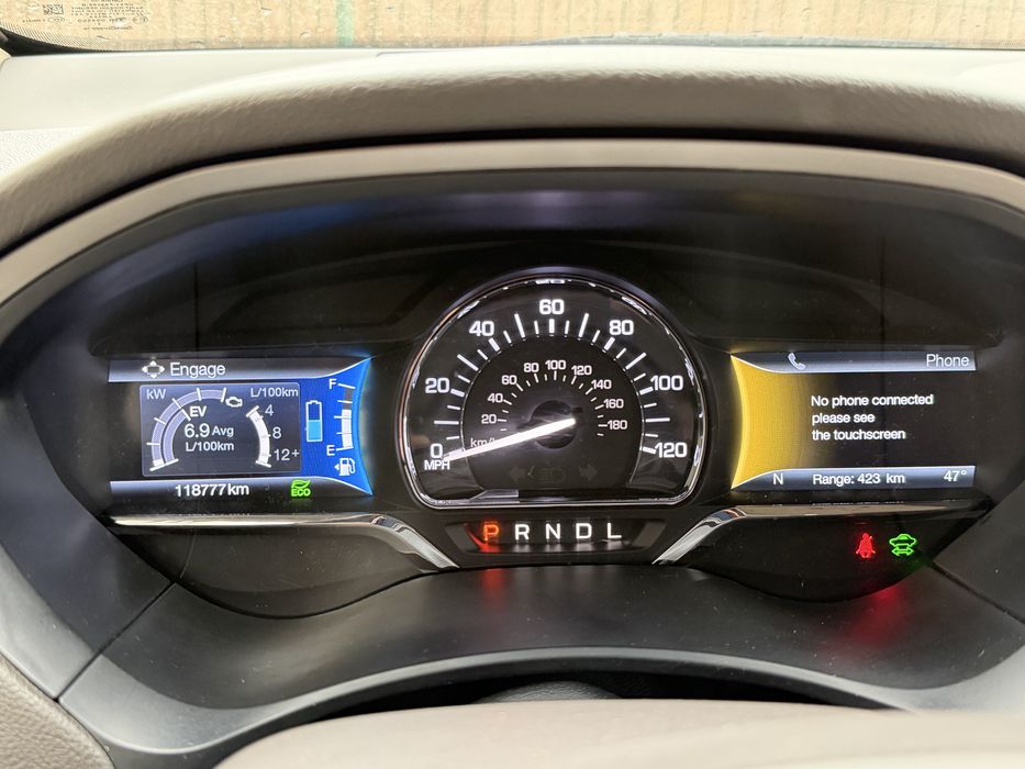 2019 Lincoln MKZ hybrid. 22500€