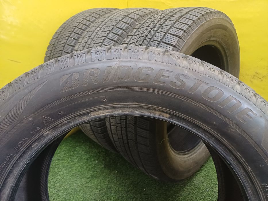Шины 225 55 R17 BRIDGESTONE комплект