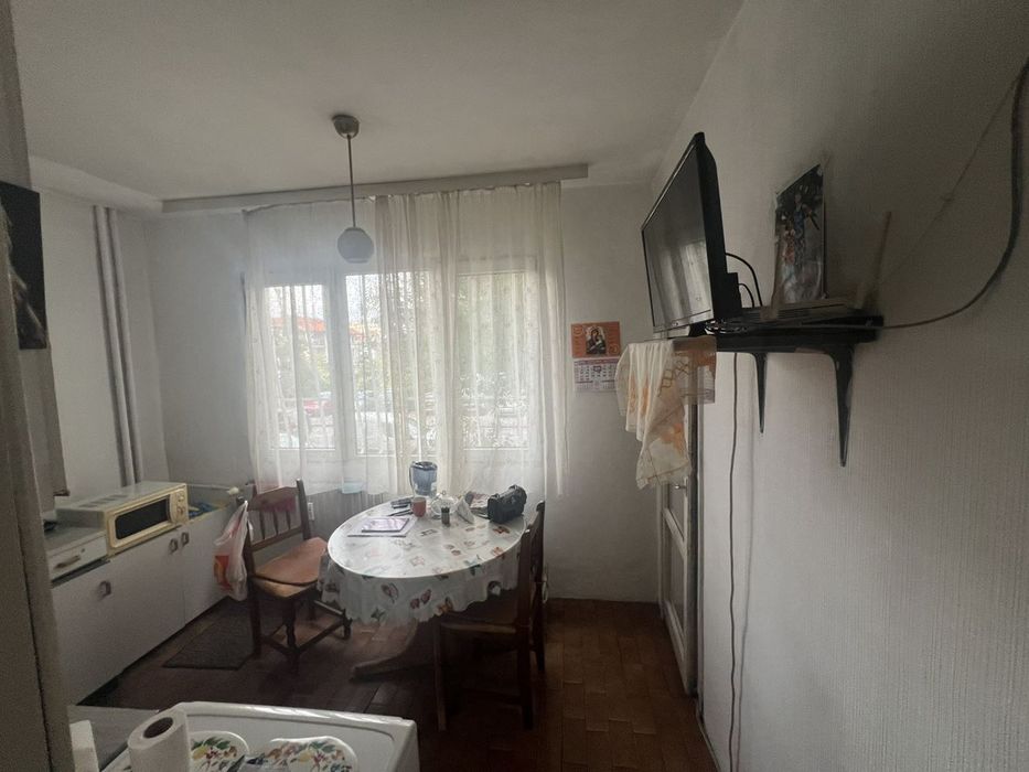 Продава се Двустаен апартамент в София, Люлин 10 - 61 кв.м за 2296 €/кв.м - Снимка #2