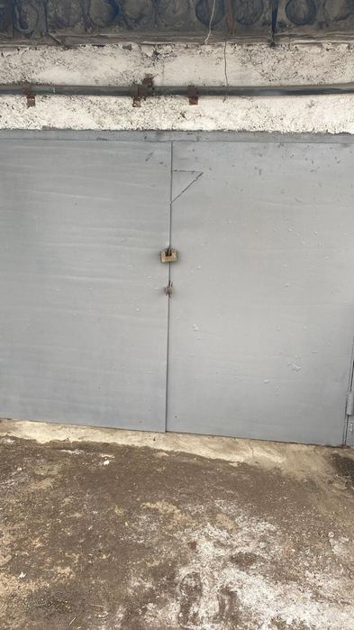 Продаётся гараж 9 мкр