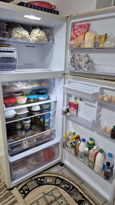 Холодильник Samsung