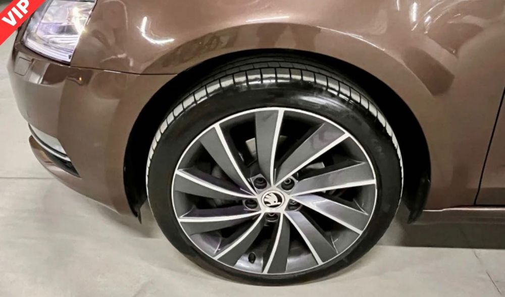 Шкода Октавия Laurin&Klement Aвтоматик