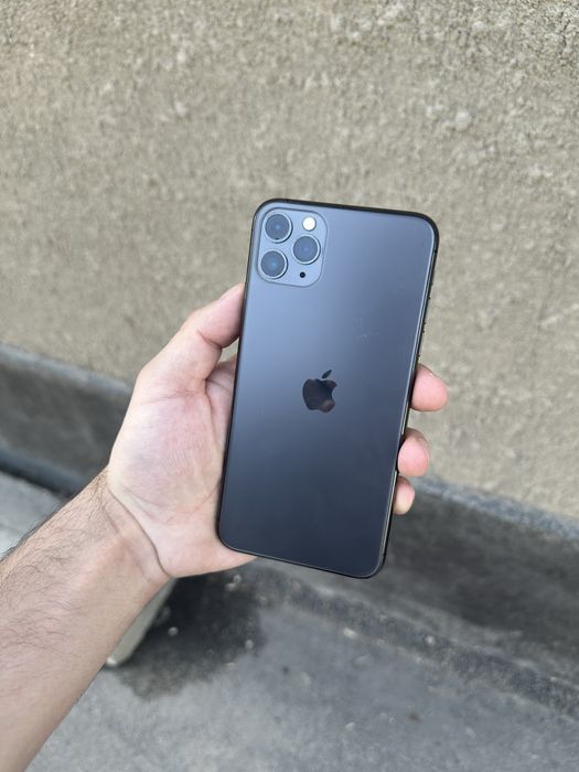 Продам телефон Айфон 11 Pro Max 256Gb