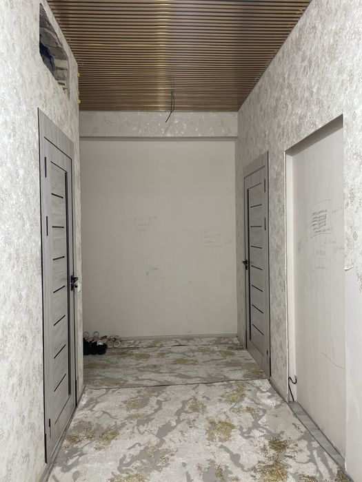 3 xonali uy sotiladi