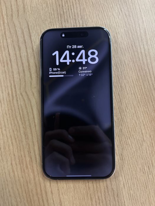 СРОЧНО ! продаю Iphone 16 pro  !