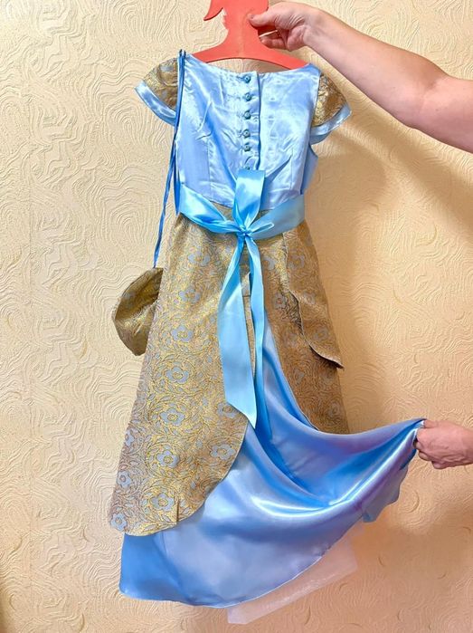 Платья ручной работы.