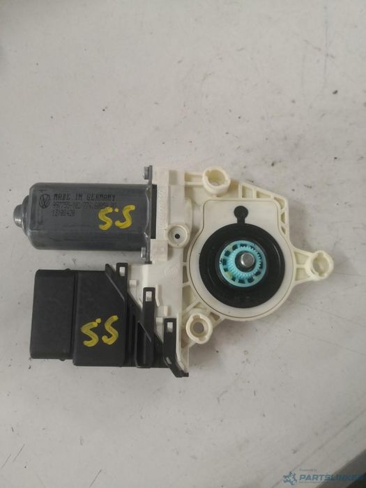Motoras Macara Geam Stanga Spate Volkswagen Golf Vi (5K1) [ 2008 - 2013 ] Oem 1K0959794Aa