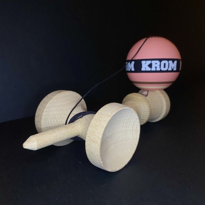 Kendama Krom Strogo Neapolitan Strawberry
