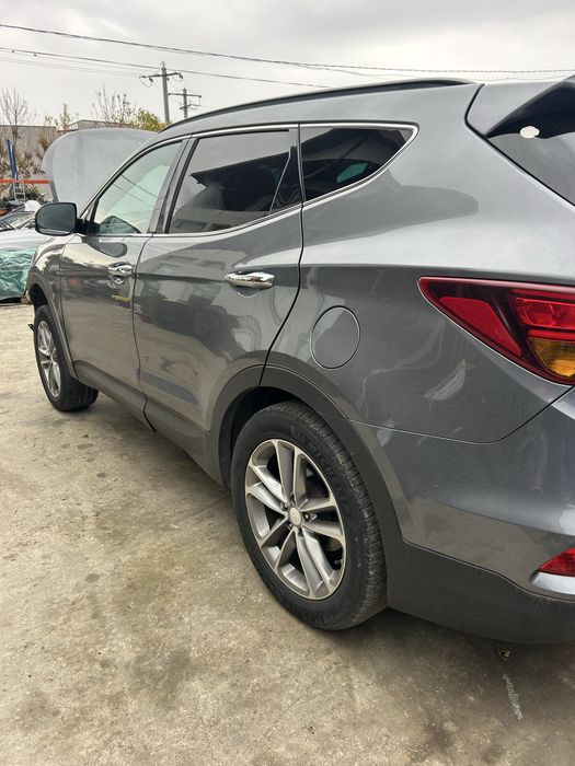 Aripă stanga spate Hyundai Santa Fe 2016
