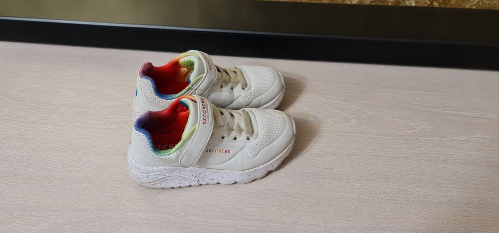 adidasi skechers copii