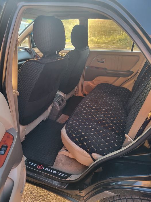 Продам в отличном состоянии Lexus rx 300