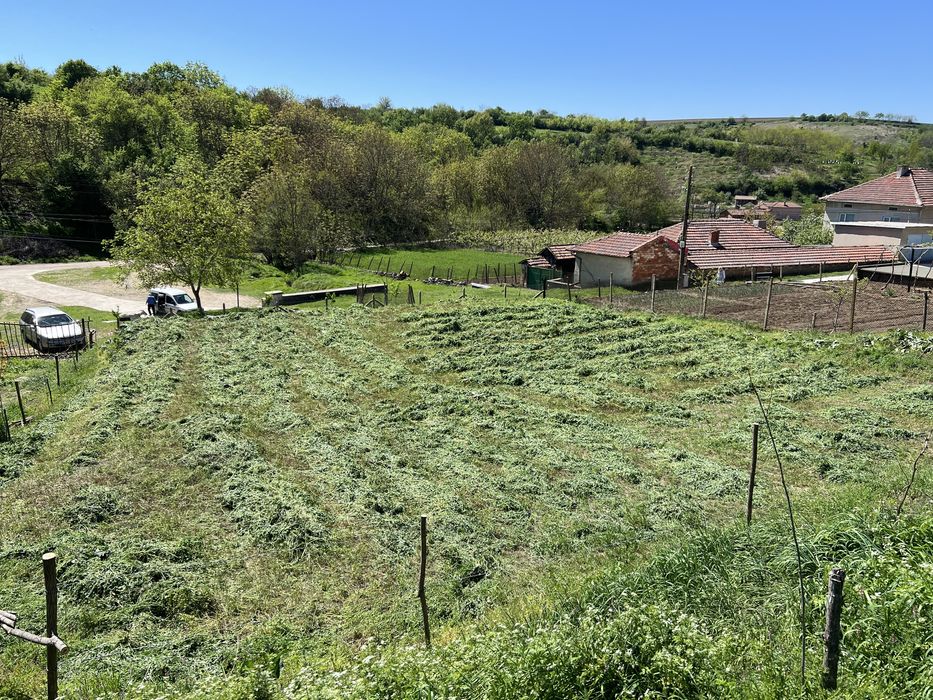 Продава се Парцел в с. Ореш, Област Велико Търново - 2500 кв.м за 3 €/кв.м - Снимка #1