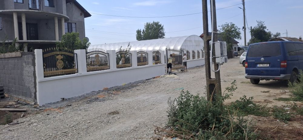 Porti și panouri gard