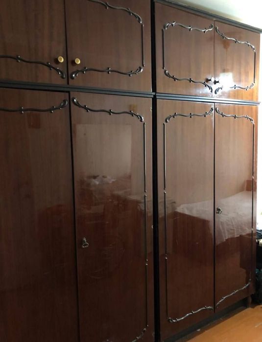 Саламатина 2/2/4 Кирпич
Комнаты смежные
С/уз совмещенный 
Без мебели