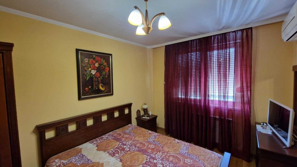 154м2, Ид.център, нов, три спални, ТЕЦ, асансьор