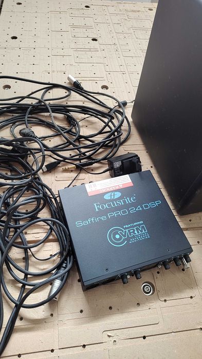 Set studio audio complet – 2x ESI aktiv 08 + Focusrite Saffire PRO 24 DSP + Audio-Technica AT2010 + cabluri