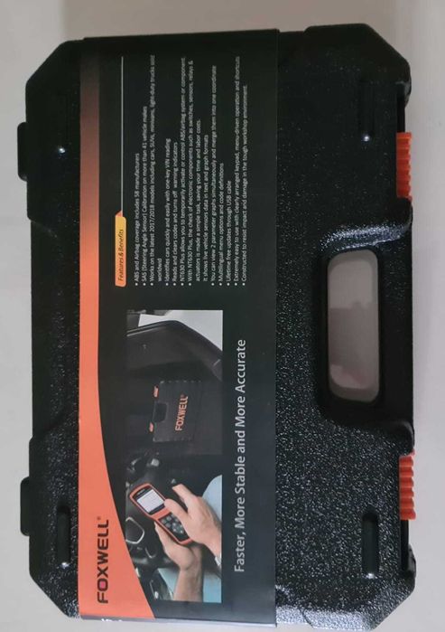 Это автомобильный сканер Foxwell NT630 Plus.