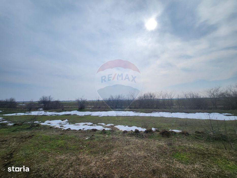 Teren intravilan 3,4 Ha Ciorogarla str.  Nicolae Iorga