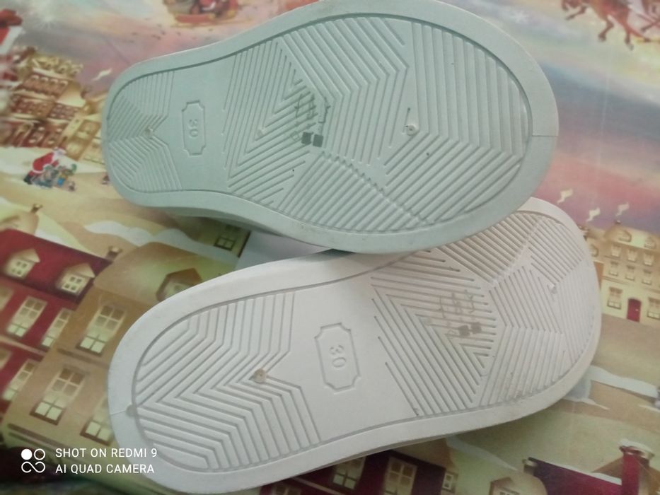 Adidași băieți,mărimea 30.Noi,cu etichetă!