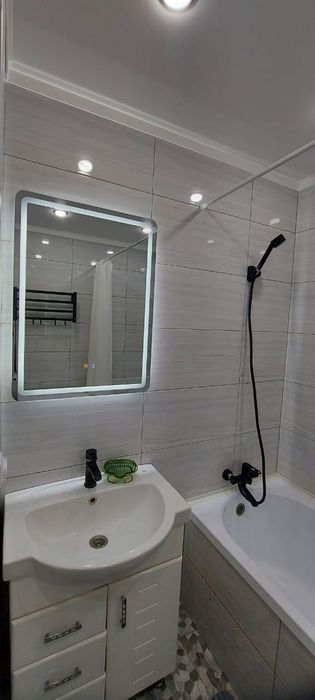 Продам трехкомнатную квартиру