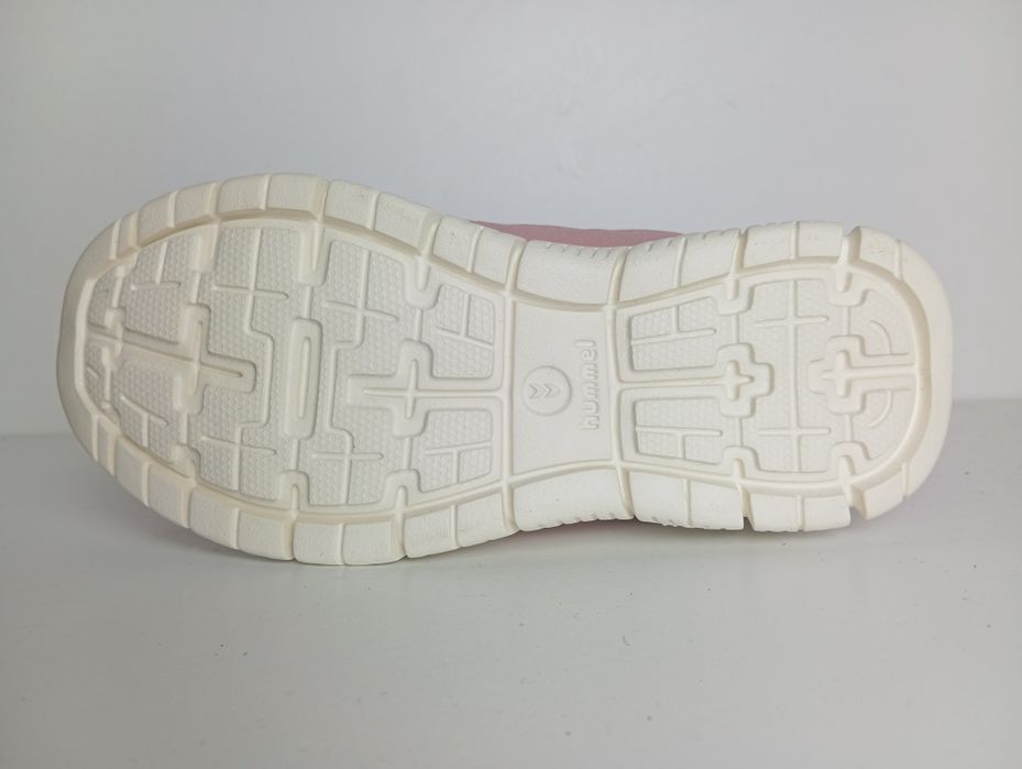 Детски непромукаеми маратонки Hummel 32,33,35