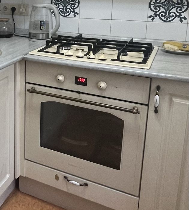 Продаётся газ плита и духовка
