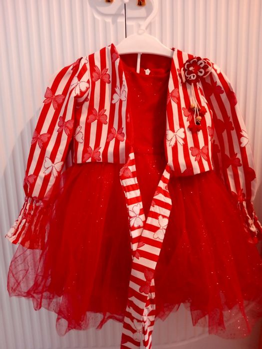 Продам платье детское для девочки