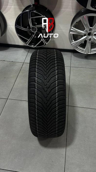 Balon shina Michelin Crossclimate 2 215/55R16