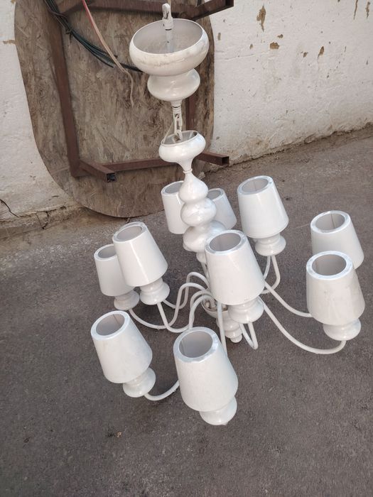 Продам Люстры 2 шт.