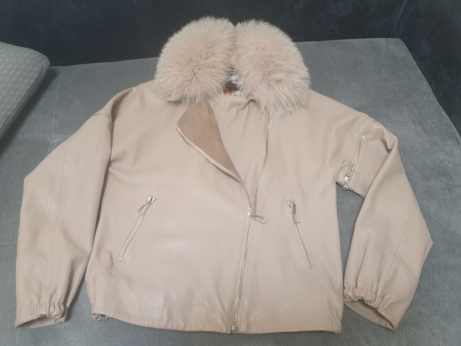 Geacă  piele naturală cu guler de vulpe