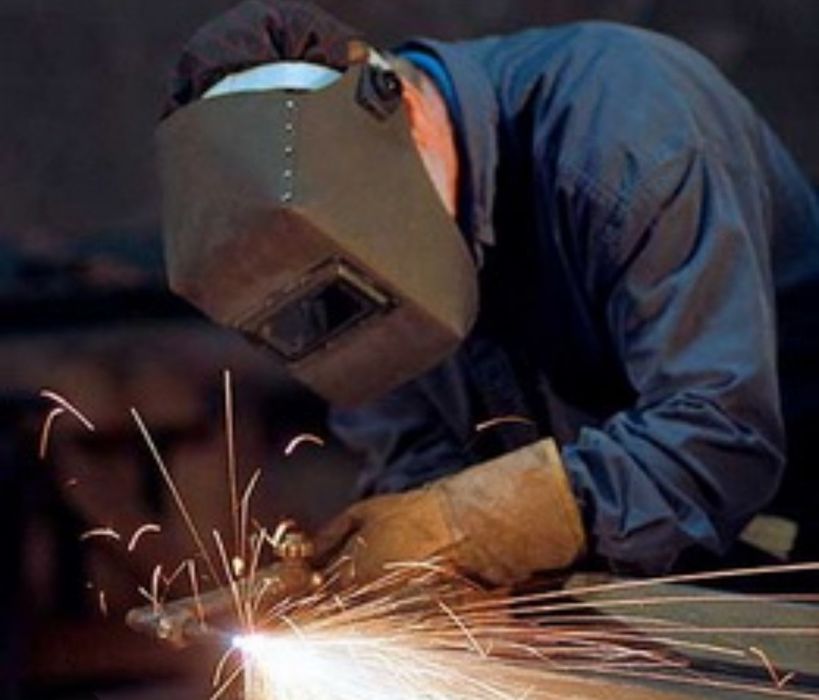 СВАРШИК УСТА газ тортиш навесДарвоза барча турдаги сварка ишларни ба