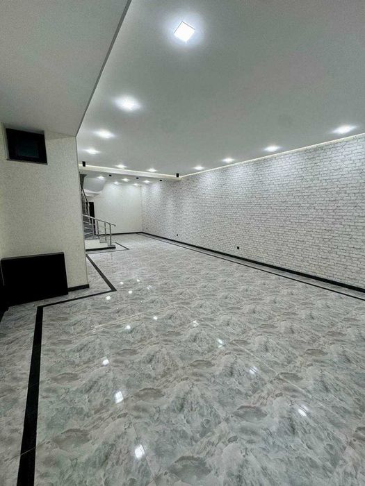 ПРОДАЁТСЯ офисное здание в Яккасарае