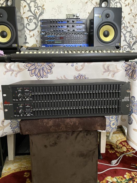 DBX 2231 эквалайзер