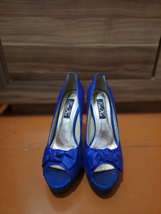 Натуральные кожаные туфли