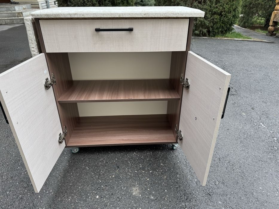 Dazmol stul tumbalik