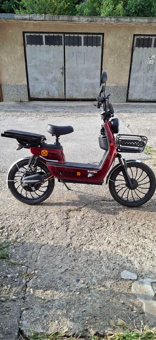 Електрически скутер ST TANK BALKAN