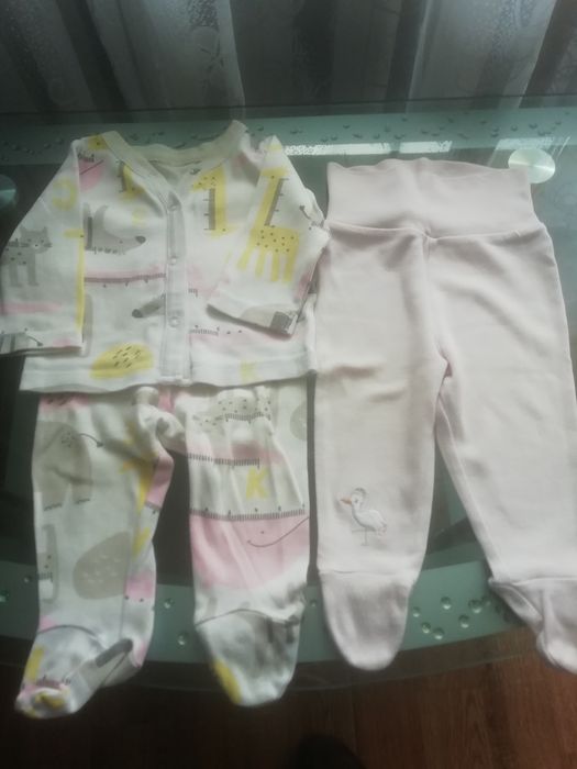 Детские вещи. Листайте карусель