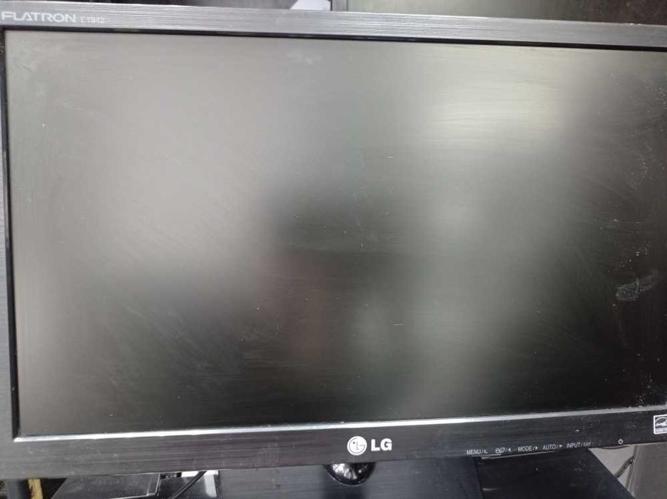 Продам офисный шустрый компьютер