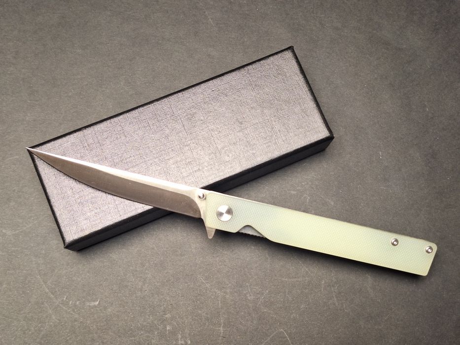 Сгъваем нож-стомана D2-дръжка G10
