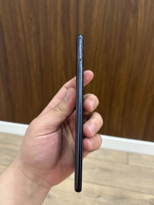 Продам Самсунг Galaxy A71