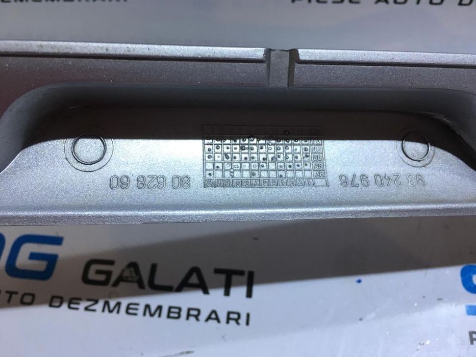 Bandou Suport Numar Inmatriculare Opel Astra G 1998 - 2005 Cod Piesa : 93240976 / 8062860