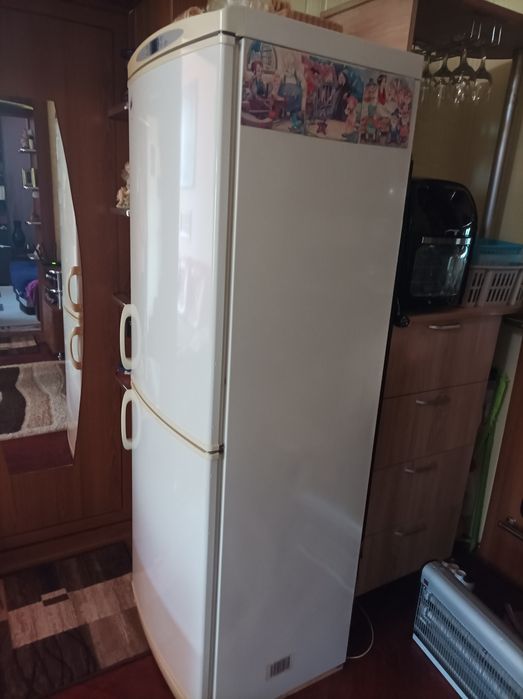 Vând combina frigorifica Gorenje